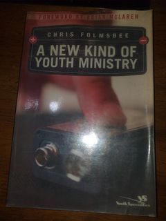 A New Kind of Youth Ministry  Leadership Inspirational Catholic Christian Book by Chris Folmsbee