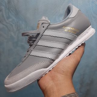 (Kategori: ) berada di . Dikirim oleh klangitstore (ID iklan 1307508852, Gambar 1). Deskripsi: .