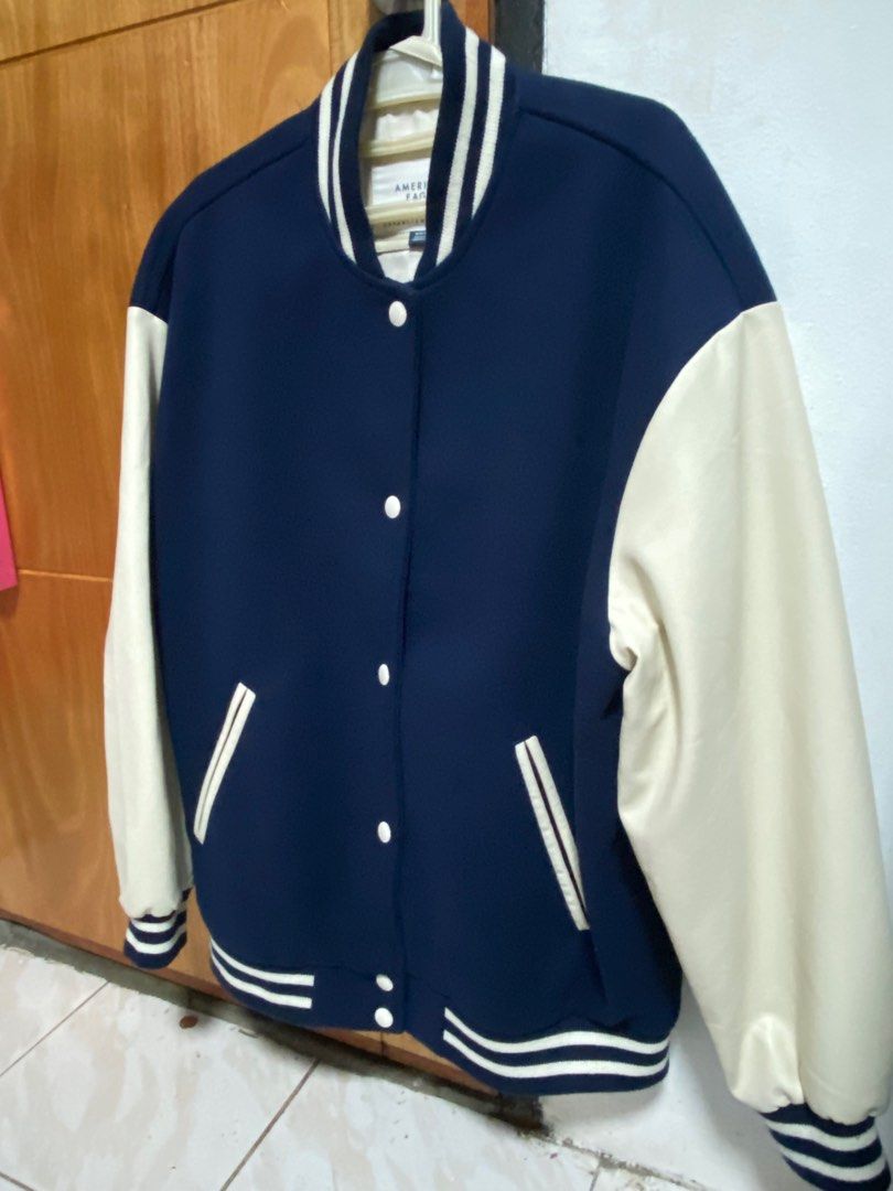 Varsity jacket american eagle cheap