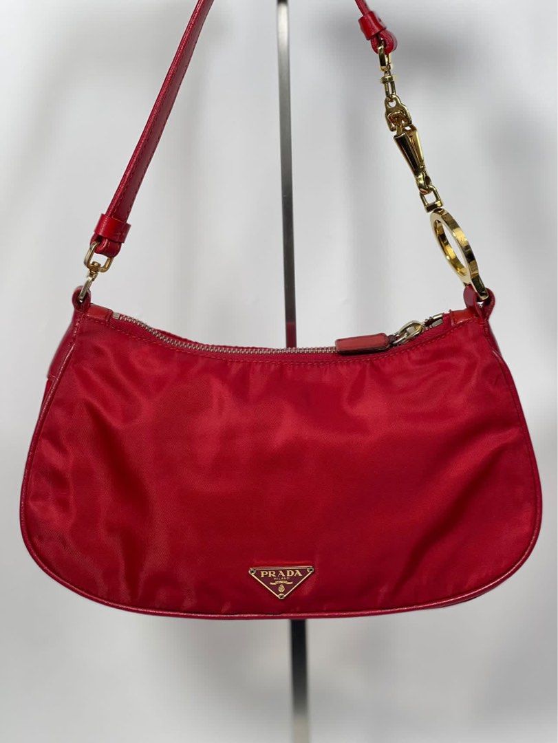 Authentic Prada pochette (Category: Luxury Bags & Wallets) located in Tarlac. Submitted by gonzkri (Listing ID 1307418263, Image 1). Description: Used twice only. In very good and pristine condition. Entrupy verified..