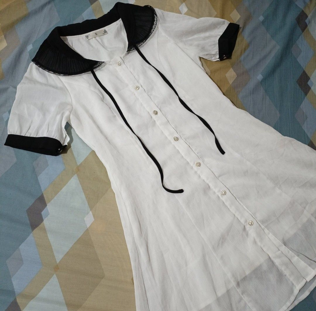 Black and White Dress (Category: Dresses) located in Makati City. Submitted by dawn_e (Listing ID 1307479172, Image 1). Description: - fits 26 to 28 inches waist - s on the tag but also fits m - mop: gcash - mod: sco, grab, lalamove and j&t.