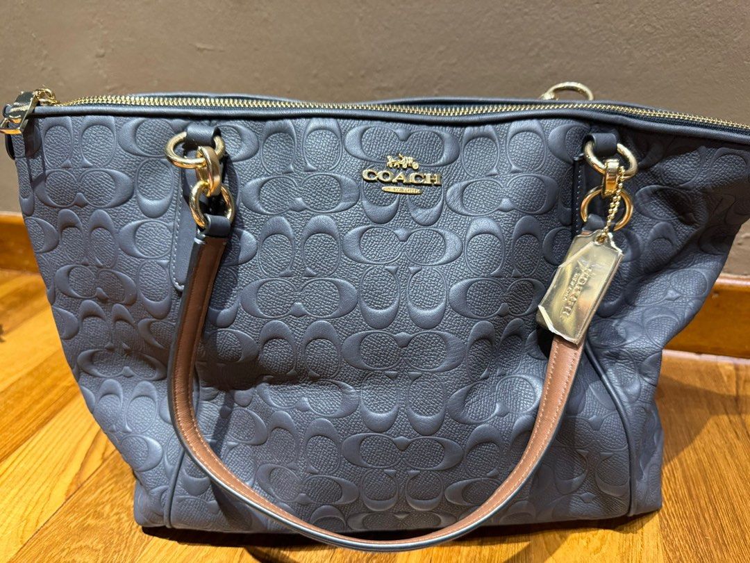 COACH AVA TOTE IN SIGNATURE LEATHER F28558 Luxury Bags Wallets on Carousell