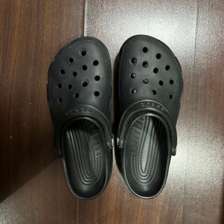Crocs Classic Clog in Black (Womens 9; Mens 7)