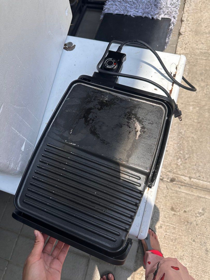 Electric Griller (Category: Cookware & Accessories) located in Paranaque City. Submitted by mcrisdelacruz (Listing ID 1307420757, Image 1). Description: .