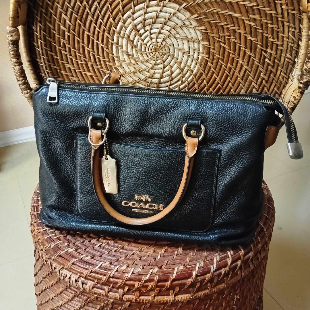 Emma coach bag top