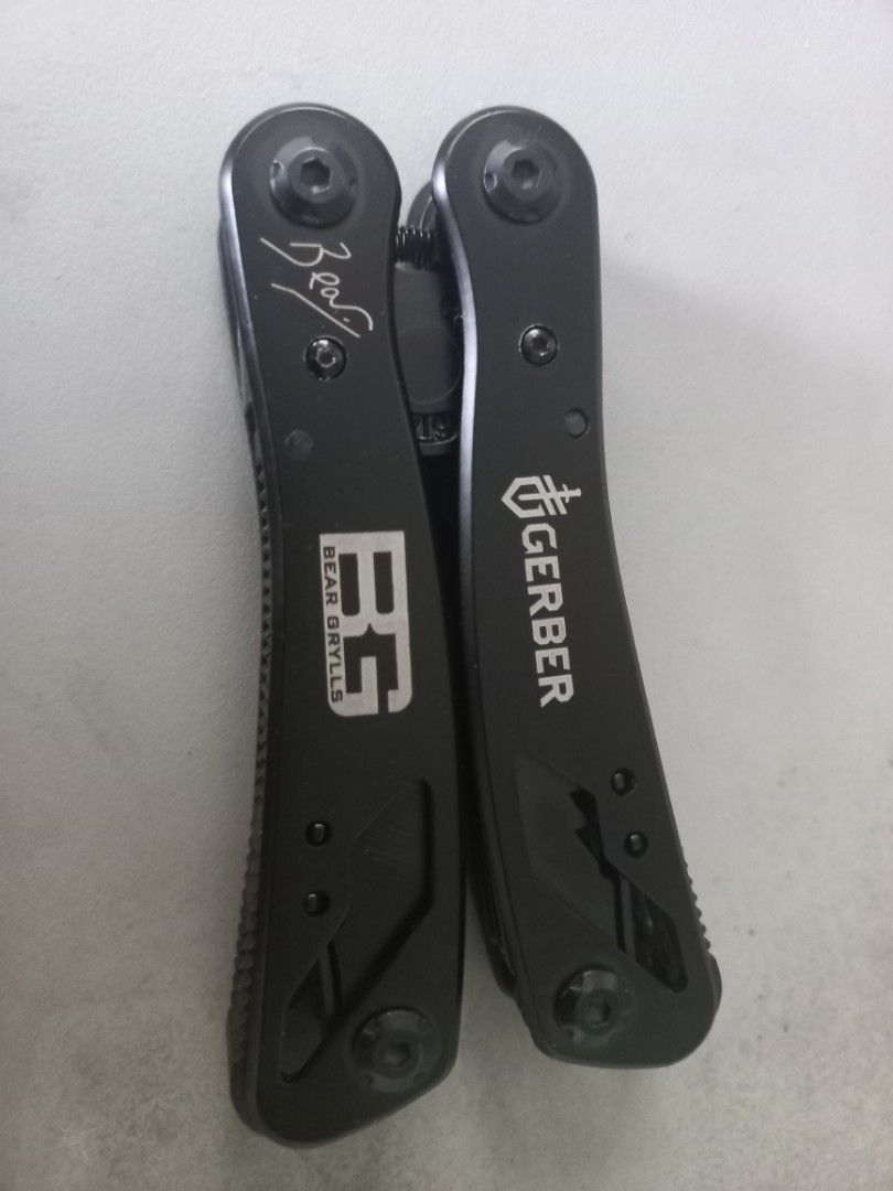 GERBER MULTIFUNCTIONAL TOOL 9 IN 1 (Category: Hiking & Camping) located in Quezon City. Submitted by sellergdd (Listing ID 1307486596, Image 3). Description: FOR SALE LOCATION SM CUBAO OR KAMIAS AREA.