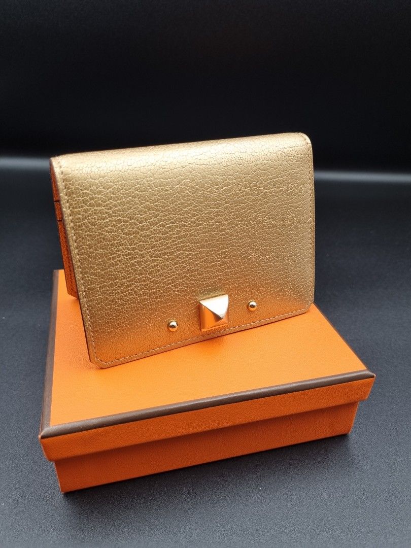 Hermes Brand New Medor Cardholder Dore in Cherve, Women's