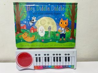Hey Diddle Diddle Piano Book (Sound Book)