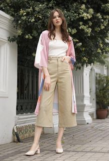 (Category: ) located in . Submitted by jtxcloset (Listing ID 1307470187, Image 1). Description: .