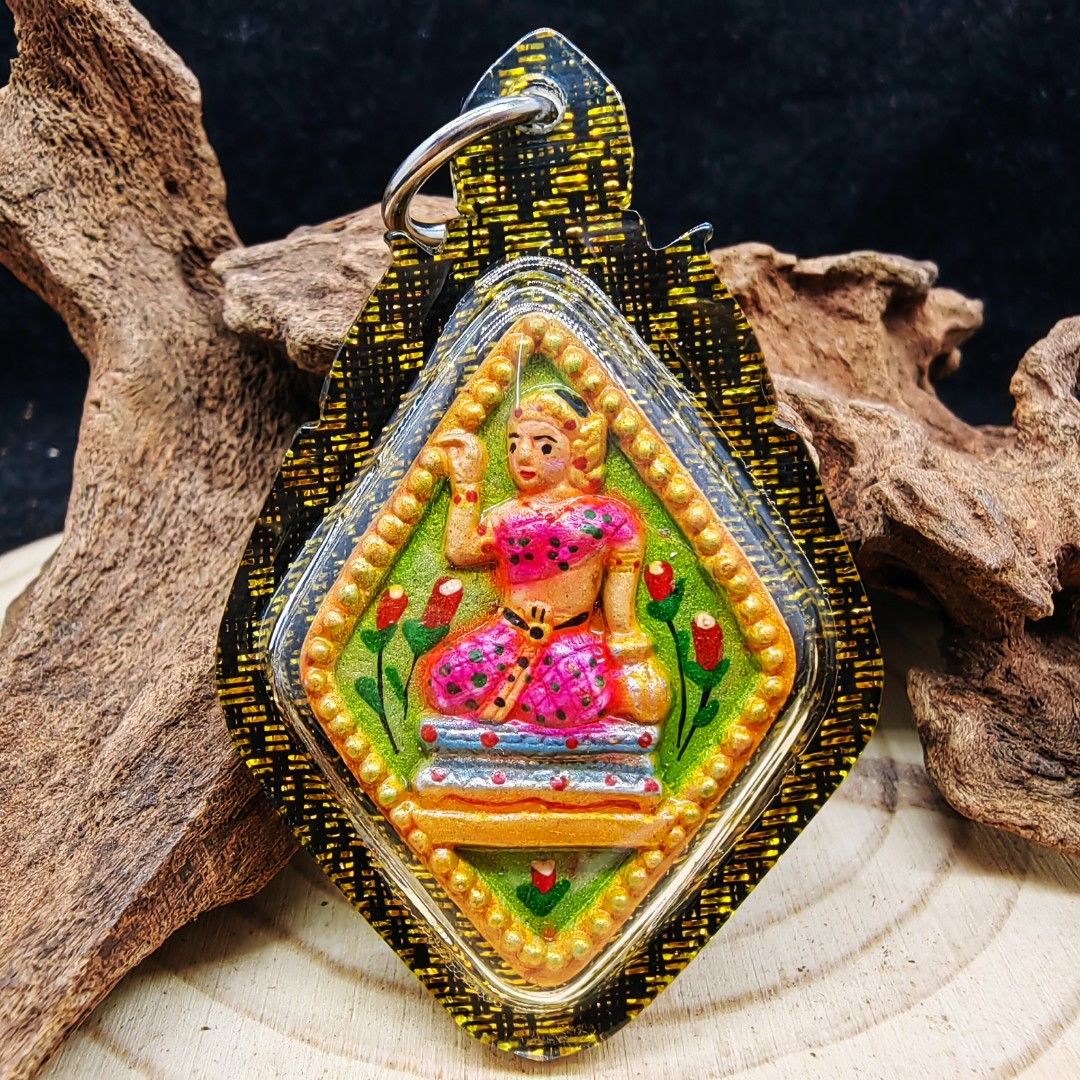 namkuat lp khun 招财女神龍婆坤2537, Hobbies & Toys, Religious