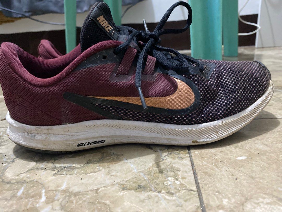 nike downshifter maroon