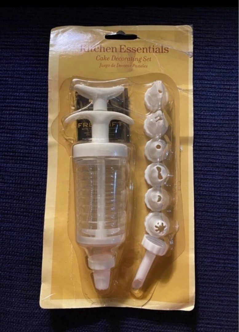 ***ON SALE*** Kitchen Essentials Cake Decorating Set (Category: Bakeware) located in Cainta. Submitted by marissa_castillo (Listing ID 1307449777, Image 1). Description: Condition: new Measurement: 5x18cm (approx) Description: delight the little baker in your house with this adorable set. Includes icing applicator with 8 assorted tips for hours of decorating fun. dishwasher safe. Color: as the picture shows Stock: 1set Price: php85.