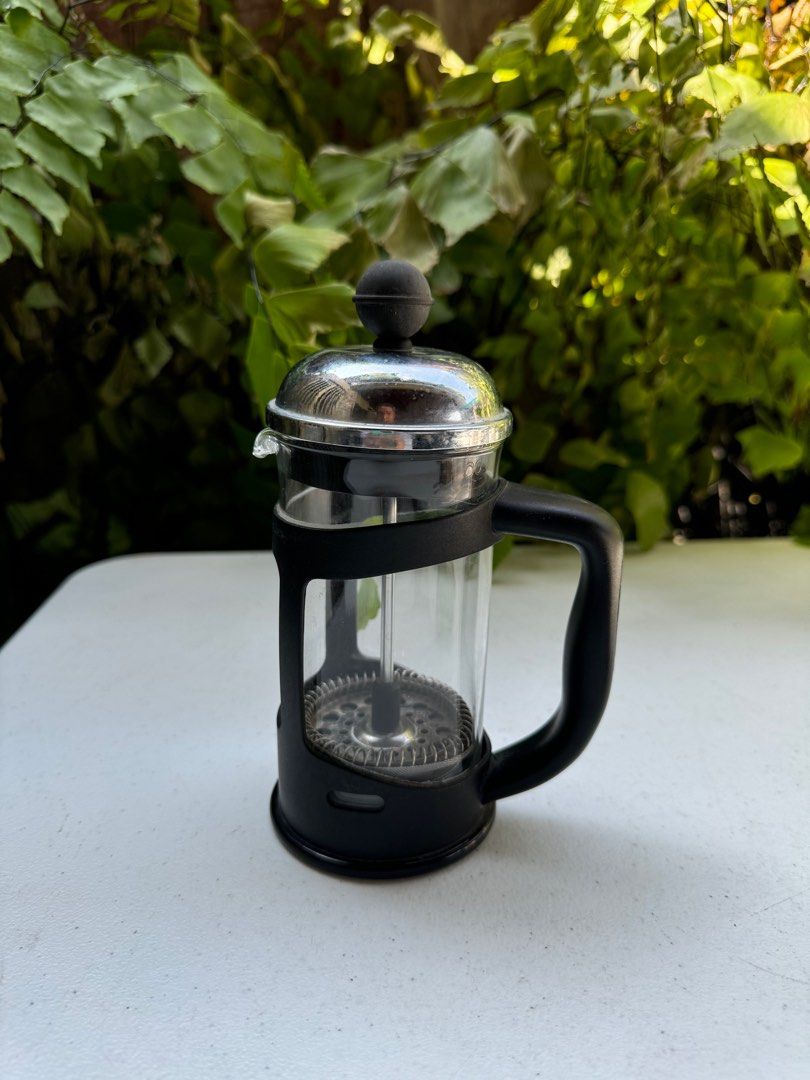 One piece French press (Category: Coffee & Tea Tableware) located in Davao. Submitted by parteawares2 (Listing ID 1307418968, Image 1). Description: One piece French press.