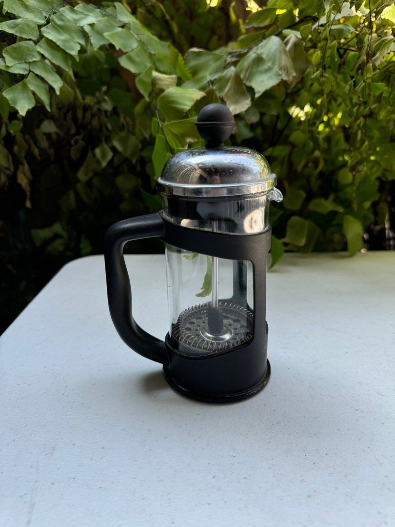 One piece French press (Category: Coffee & Tea Tableware) located in Davao. Submitted by parteawares2 (Listing ID 1307418968, Image 2). Description: One piece French press.