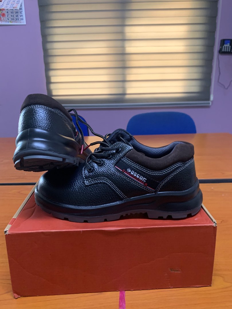 Oscar safety shoes price clearance