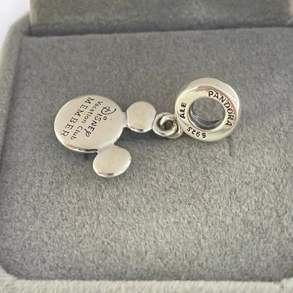 Disney vacation club pandora charm hotsell