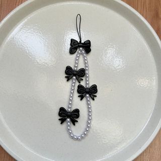 (Category: ) located in . Submitted by ninafazil (Listing ID 1307423790, Image 1). Description: .