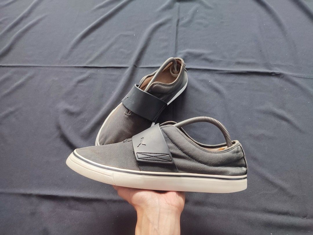 Puma el rey slipon canvas Fesyen Pria Sepatu Sneakers di Carousell
