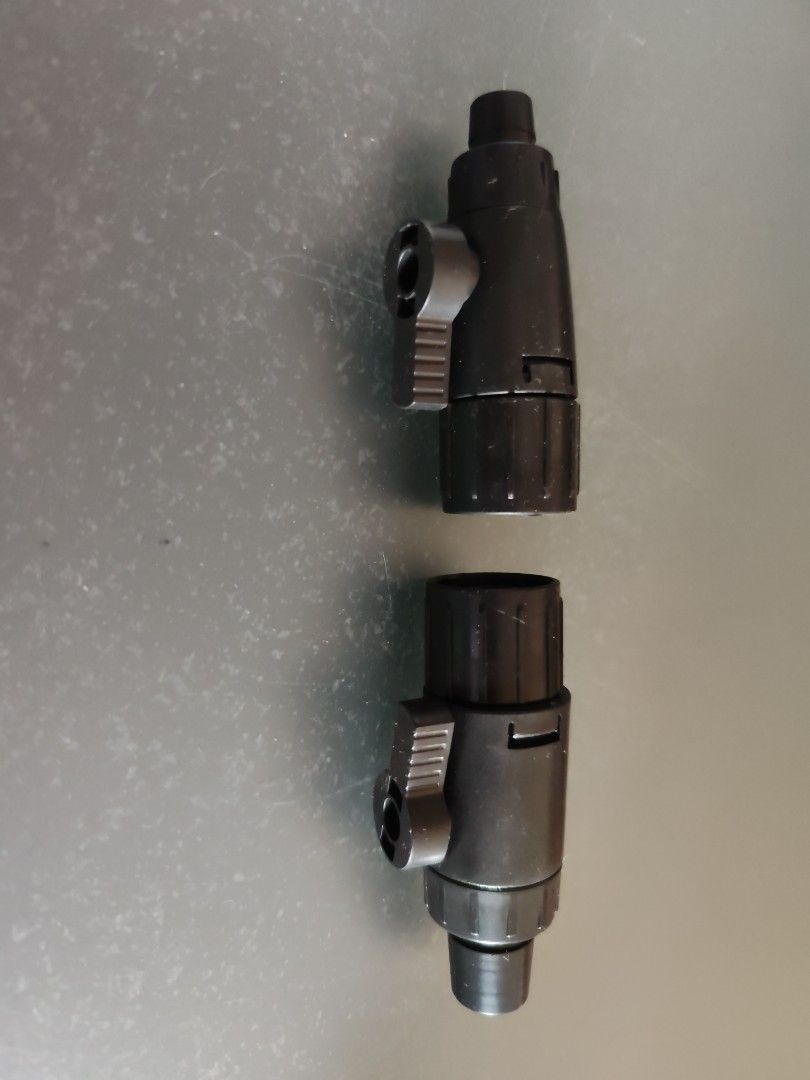 Quick release (Category: Homes & Other Pet Accessories) located in Singapore. Submitted by allthings008 (Listing ID 1307477175, Image 1). Description: Quick release for size 16 hose Price include courier.