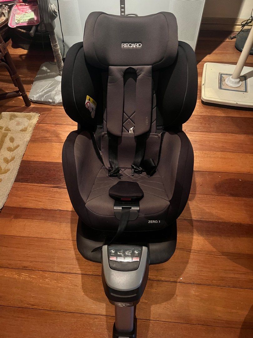 Recaro Hero Zero 1 Car Seat (Category: Kids Tables & Chairs) located in Makati City. Submitted by iambosspatrick (Listing ID 1307477108, Image 2). Description: FOR SALE‼️ Recaro Hero Zero 1 360deg Isofix Car Seat 2nd hand but in very good condition Srp: ₱42,000 ₱15,000 Meetup or pick up: Bf Homes Parañaque and Makati by schedule .
