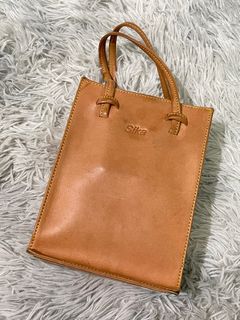 由 LNini (刊登 ID 1307460566，圖片 1) 提交，位於 的 (類別：)，說明：。