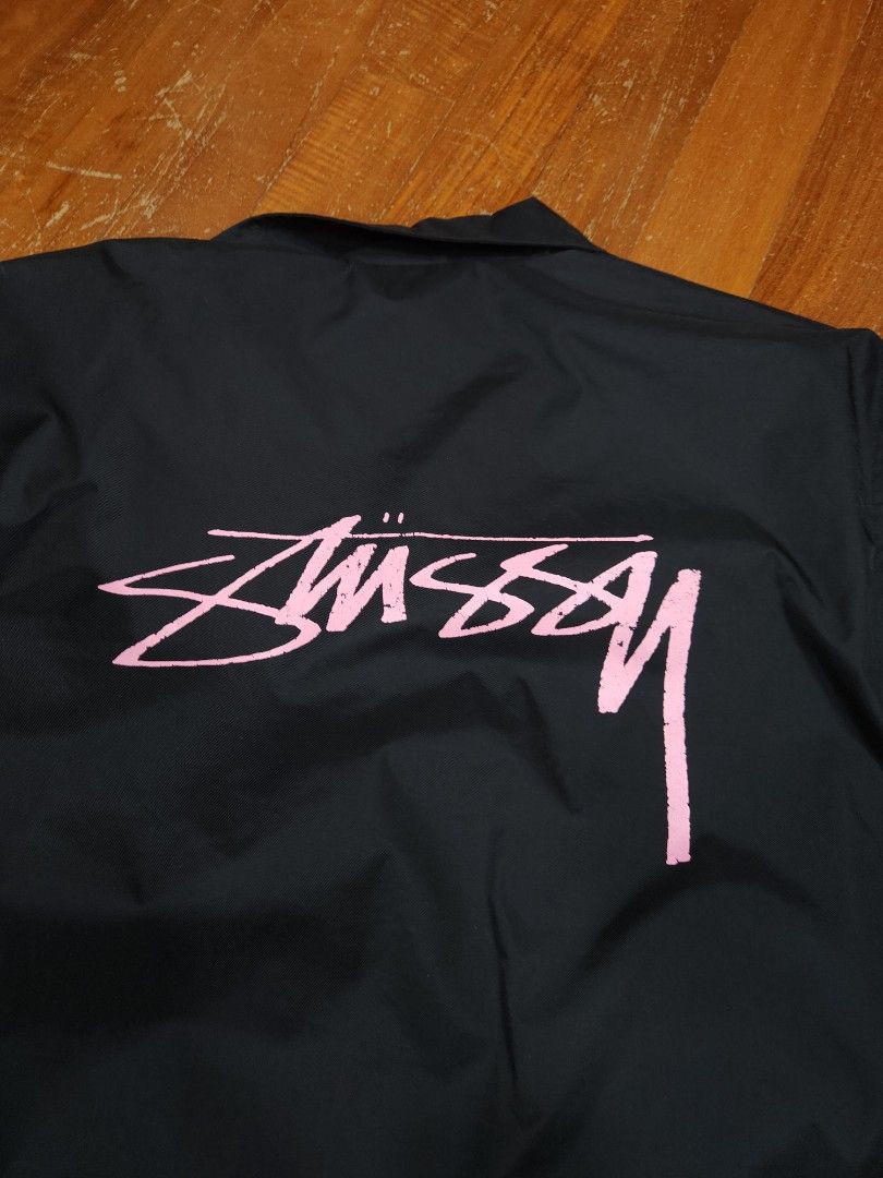 Stussy jacket coach Black with pink details