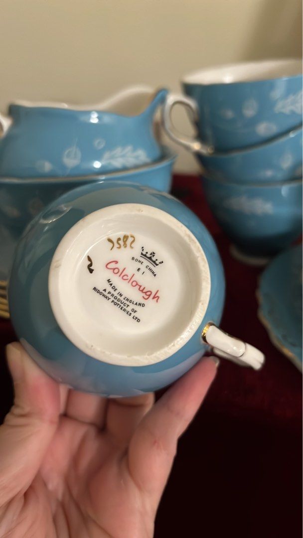 Tea Set （分類：炊具及配件）位於 Hong Kong。 由 joyful21 提交（商品編號 1307551649，圖片 2）。簡介： Colough made in England 。