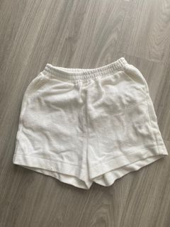(Category: ) located in . Submitted by hk626491 (Listing ID 1307464819, Image 1). Description: .