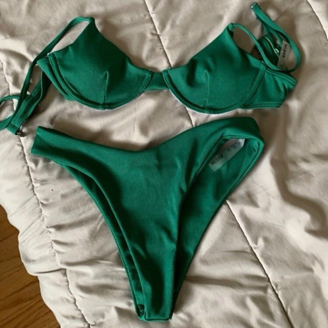 Underwire Bikini Swimsuit (Category: Bikinis & Swimsuits) located in Rizal. Submitted by beaa23 (Listing ID 1307483287, Image 1). Description: Rfs: Bottoms too cheeky for me *Item is not used Ribbed design Dark green Moss green Underwire bra Two piece Swimwear Swimsuit Aesthetic .