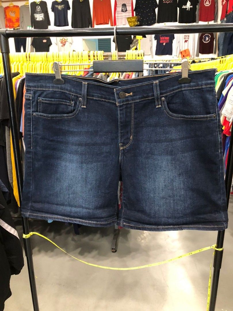 Levi's hot pants hot sale