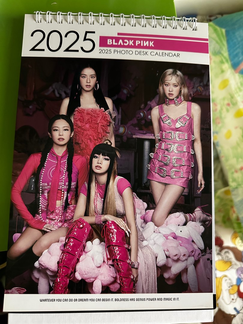 2024/2025 + 2025/2026 Blackpink月曆, 興趣及遊戲, 收藏品及紀念品, 明星周邊 Carousell