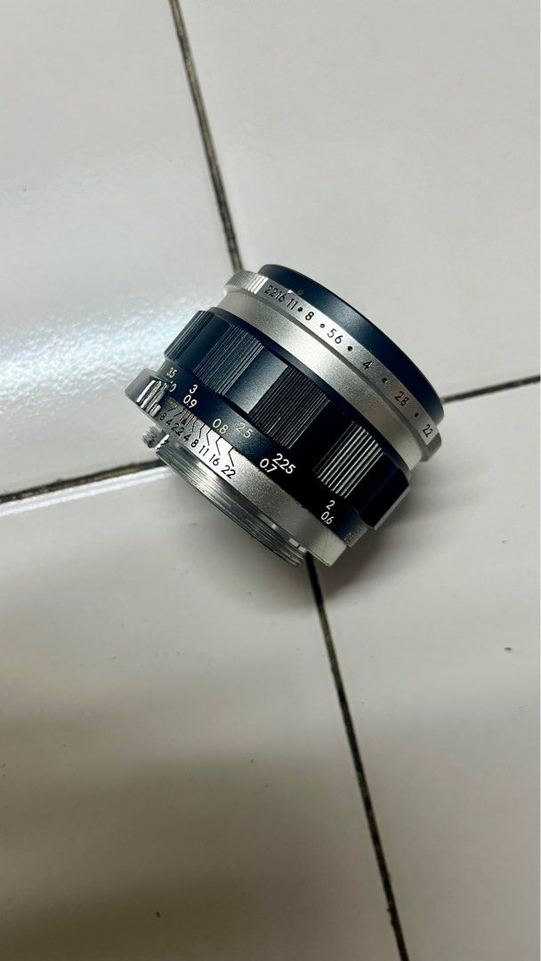 55mm f2.2 m42 screw mount takumar (Category: Lens & Kits) located in Manila. Submitted by olxph_400275733 (Listing ID 1307665692, Image 2). Description: Single coated with 10 aperture blades. .