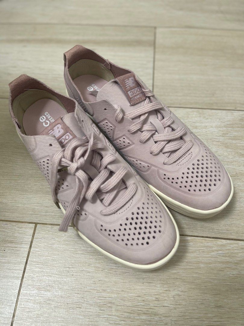 換季清倉)全新New Balance CRT300D1 男/女裝輕身運動鞋/輕便鞋/波鞋