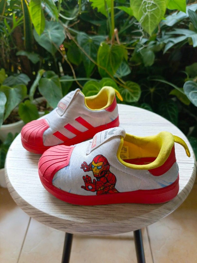Adidas kids size 7 shop