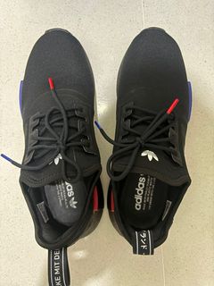 (Category: ) located in . Submitted by sellclothessg (Listing ID 1307676032, Image 1). Description: .