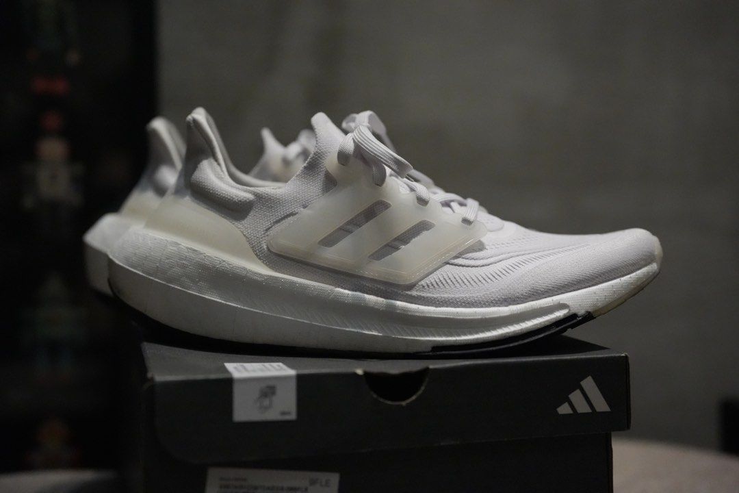 Adidas Ultraboost Light 2023 9.5M US (Category: Sneakers) located in Makati City. Submitted by fujitiv (Listing ID 1307654923, Image 3). Description: Worn 3x, mall only. Never run in these. Love the look but I think I've grown from 9.5 to 10. My feet feel cramped after 15mins or so of walking. Won't reply to funny offers. Makati area.
