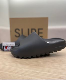 Adidas Yeezy Slide Onyx (9us/uk)