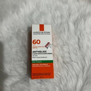 La Roche-Posay Anthelios Clear Skin Sunscreen Dry Touch SPF 60 | Oil Free Sunscreen