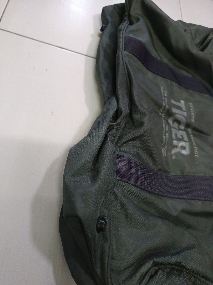 ASICS TIGER TRAVELING BAG Men s Fashion Bags Belt bags Clutches and Pouches on Carousell