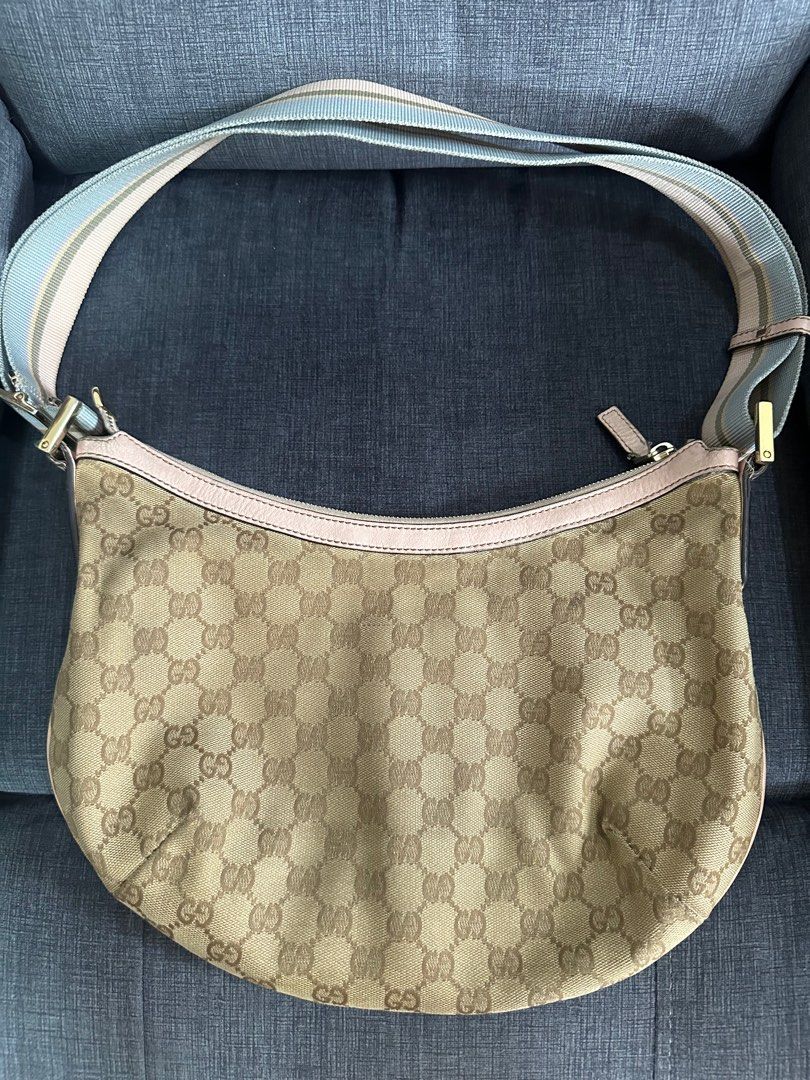 Gucci canvas sling bag deals