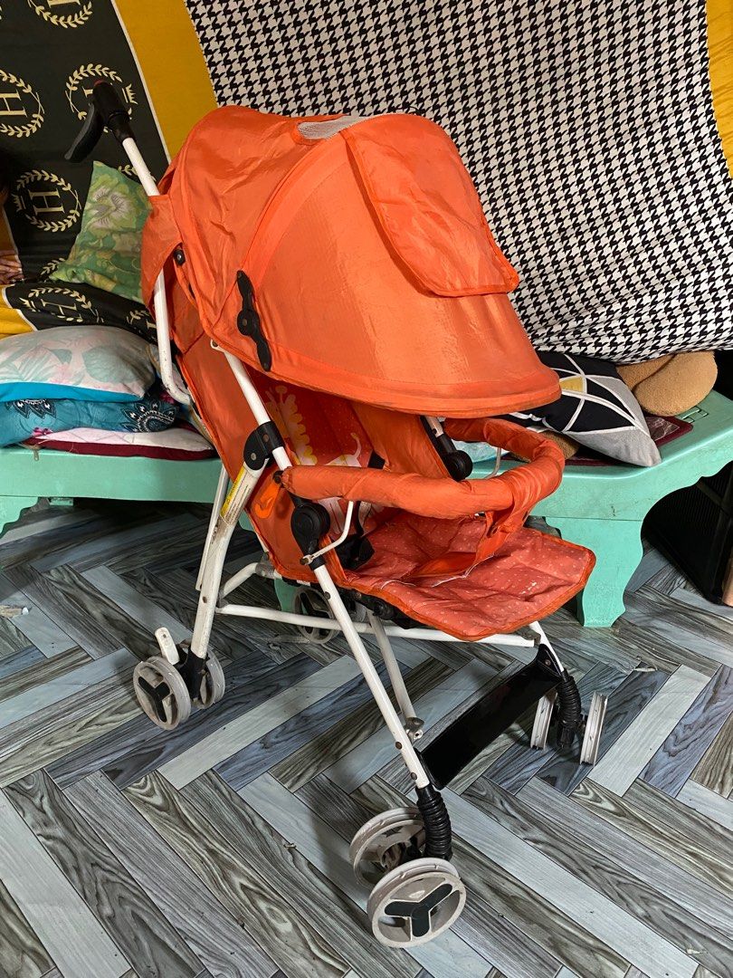 Baby 1st umbrella type stroller (Category: Strollers) located in Manila. Submitted by gracediola_18 (Listing ID 1307608085, Image 2). Description: Cod or pick up Qc Balintawak .