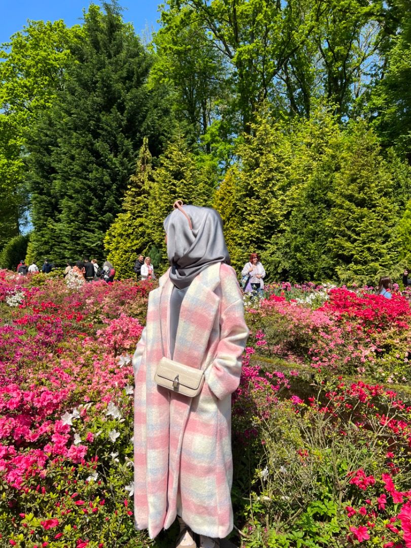 Blazer jacket (Category: Coats, Jackets and Outerwear) located in Raub. Submitted by ezreen17 (Listing ID 1307598421, Image 2). Description: Hai! I wore this for 2-3 times in europe. Its super cute to wear especially if u go to korea or japan. Pm me if interest!.