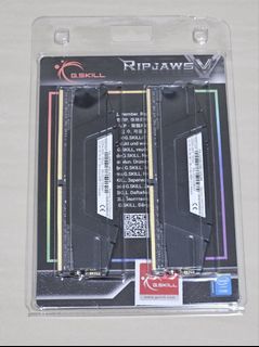 G.SKILL Ripjaws V Series 16GB (2x8GB) DDR4-3200 Desktop RAM - F4-3200C16D-16GVKB, CL16