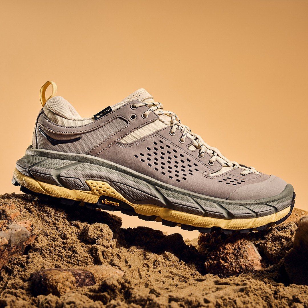 Hoka Tor Ultra Lo GTX Gore Tex Oat Milk Opal, 男裝, 鞋, 波鞋