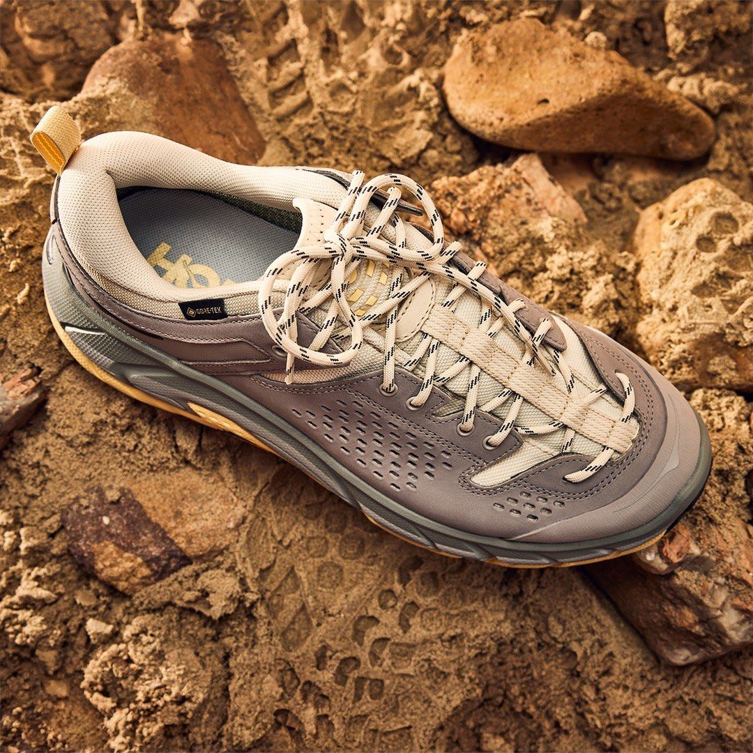 HOKA TOR ULTRA LO(OAT MILK / 型どり OPAL)27.5