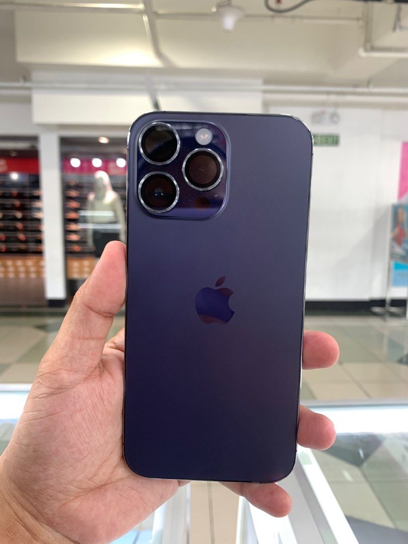 iPhone 14 Pro Max (1TB) (Category: iPhone 14 Series) located in Manila. Submitted by arzillah (Listing ID 1307722597, Image 1). Description: iPhone 14 Pro Max 1TB Factory unlock Ntc approve 96% battery health Slightly use No dents No scratches No issue All working Open for COD/COP + SF Manila area (sameday delivery) Province area (via LBC) required DP to avoid cancellations Physical store: Greenhills Shopping Center, 2ndfloor, stall#: Ai 11 Conta