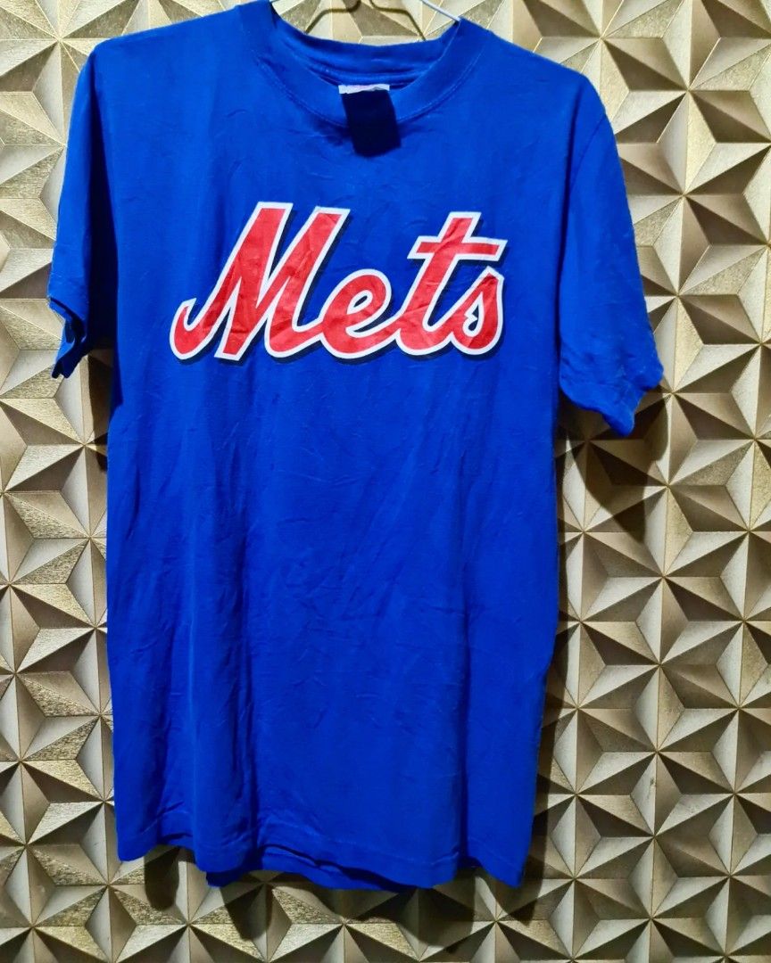 Kaos majestic mets, Fesyen Pria, Pakaian Atasan di Carousell - Main Image