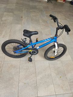 (Category: ) located in . Submitted by mendelia (Listing ID 1307658884, Image 1). Description: .