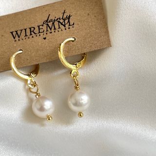 MAISIE pearl earrings / bridal earrings / pear / freshwater pearls / aesthetic earrings