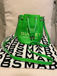 （分類：）位於 。 由 bss.bky 提交（商品編號 1307704464，圖片 1）。簡介： 。